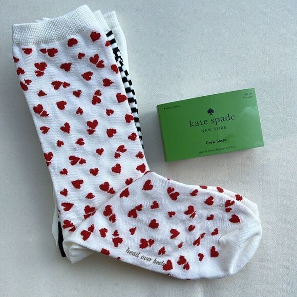 Kate Spade Hearts True Love Crew Socks 3 Pack - Picture 5 of 9